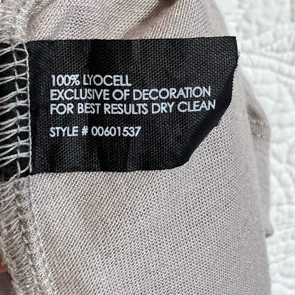 Club Monaco 100% Lyocell Silk Rayon Tank Top, Size X-Small - Picture 8 of 10